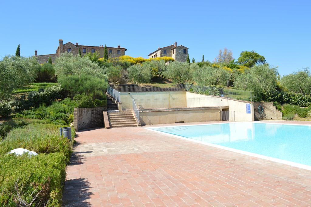 Monaci Apartments Asciano Exterior photo